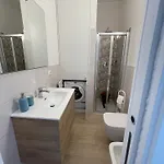 Monolocale Moderno Sul Mare * Диано-Марина